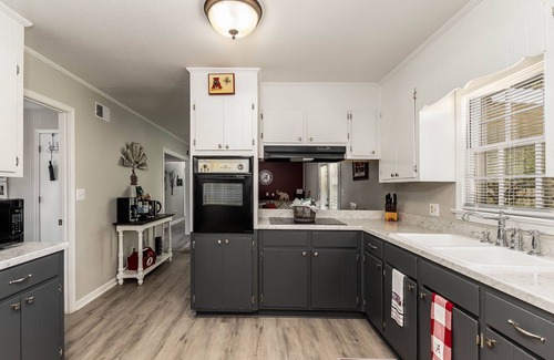 Northport House | Top-Rated BAMA & ROTC Theme Home Near UA with Kitchen