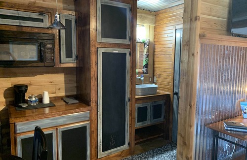 Cache Cabin | Guest Rated: Iron Door Cabin with Lake View & Family Amenities