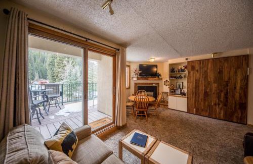 Winter Park House | Inviting Holiday Homes with Pool & Hot Tub in Colorado