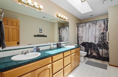 Marmot House | Iron Mountain: Luxe Mountain Cabin w/ Hot Tub, Fireplace & Game Room