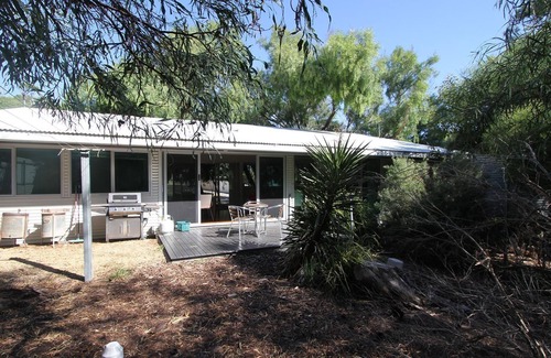 Carrickalinga House | Explore Ironbark Beach House: Pet-Friendly Oceanfront Retreat