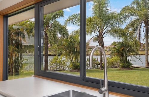Forster House | Ironbark: Impressive Waterfront Escape with Ocean Views