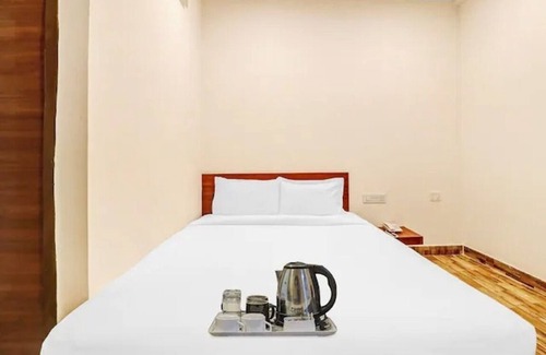 Phase 2 Hotel | Family-Friendly iROOMZ Sri Udupi Park Suites in PMC