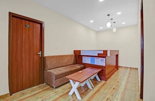 Phase 2 Hotel | Family-Friendly iROOMZ Sri Udupi Park Suites in PMC