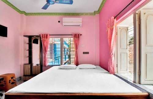 Basirhat Hotel | Budget-Friendly Stay at iROOMZ Tilottama Guest House