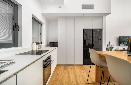 Tel Aviv Apartment | Irresistible TLV Apt 2BR 87 Sqm Balcony Parking