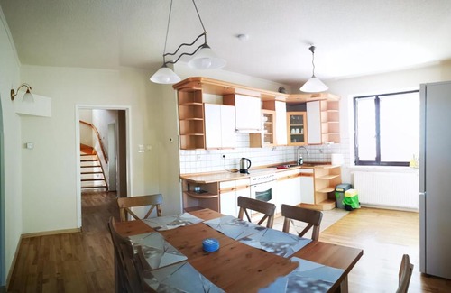 Ladek-Zdroj House | Perfect Getaway at Irysek: 10/10 Rated with Hot Tub & Kitchen