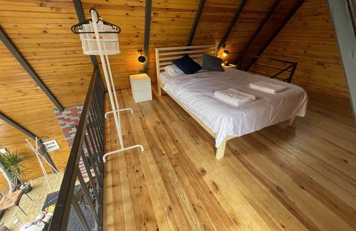 Sapanca House | Relax in a Cozy Jacuzzi with Heated Pool Retreat