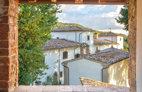 Pelago Apartment | Relaxing ISA Farmhouse with Pool in Beautiful Chianti