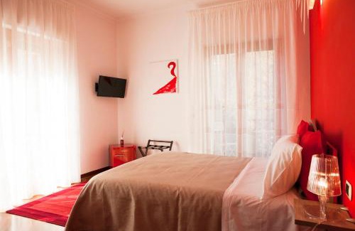 Vittorio Emanuele Bed & Breakfast | Isa Guest Rooms: Family-Friendly Retreat with Breakfast Included