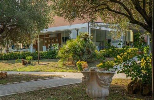 Isola Sacra Apartment | Convenient Isa Residence Near Fiumicino Airport