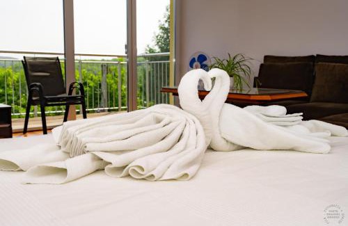 Ostrzyce Apartment | Discover Sielskie Apartments with Oceanfront Dining Options