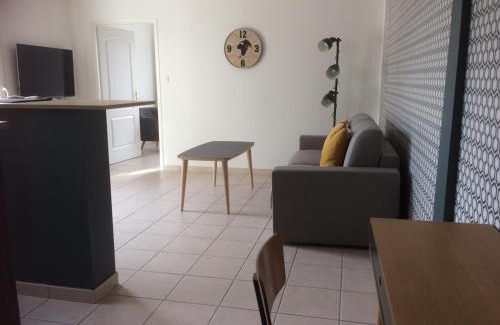 Cambrai Apartment | Isabeau Apartment 2.5: Pet & Child Friendly Retreat