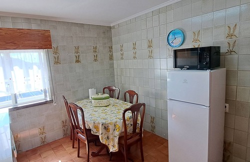 Algueirao - Mem Martins Apartment | Isabel Dream V: Cozy Apartment Near Sintra and Railway