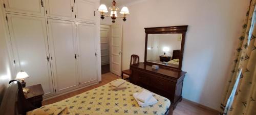 Algueirao - Mem Martins Apartment | Isabel Dream II: Family and Pet-Friendly Getaway