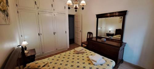 Algueirao - Mem Martins Apartment | Isabel Dream II: Family and Pet-Friendly Getaway