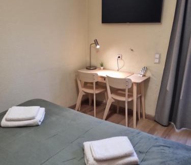 Cova da Piedade House | Discover Isabel Guest House: Family & Pet Friendly Retreat