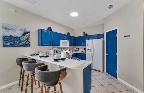 Calabay Parc House | Isabella's 6BR Home with Pool & Game Room, Rated 10/10