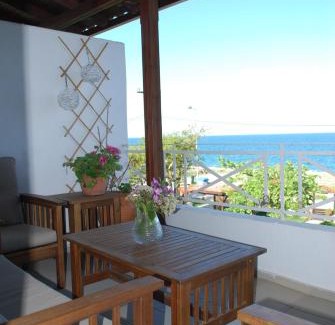 Velika House | Oceanfront Escape at Isalos: Guest Rated 9/10