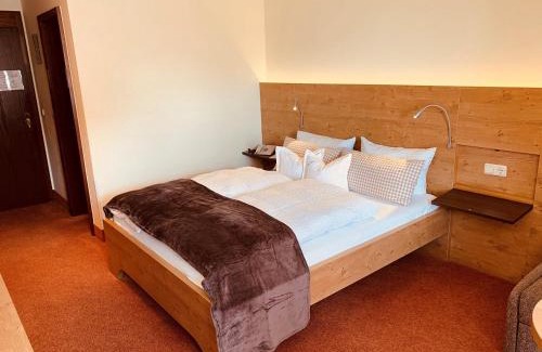 Freising Hotel | Pet-Friendly Isar Hotel: Family Stay with Great Amenities