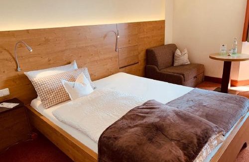 Freising Hotel | Pet-Friendly Isar Hotel: Family Stay with Great Amenities