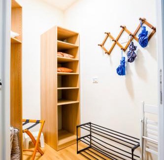 Iseo Apartment | ISEO LAKE 3-Bedroom just 40 meters from the lake and 12 meters from Piazza Garibaldi