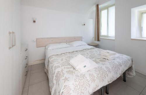 Predore Apartment | Family-Friendly Stay at IseoLakeRental - Blu Lago