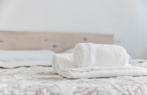Predore Apartment | Family-Friendly Stay at IseoLakeRental - Blu Lago
