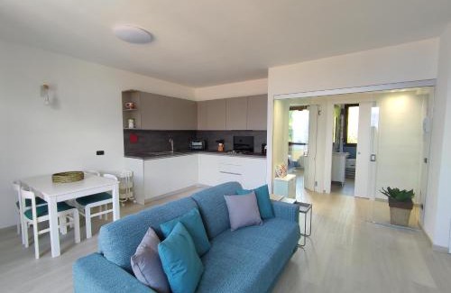 Zorzino Apartment | Cozy IseoLakeRental - Costa del Sole with Oceanfront Views