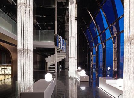 Chengdu City Centre Hotel | Discover ISEYA HOTEL: Family-Friendly Stay near Tianfu Square
