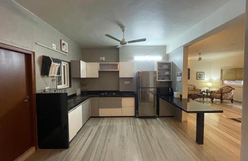 Vadodara Apartment | Family-Friendly Ishan Apartments with Charming Individual Rooms