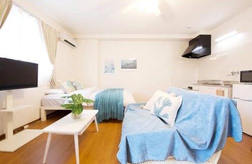 Taketomi-jima Taketomi-cho Apartment | Kid-Friendly Joy at クラリス大浜b Hotel Experience