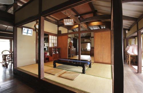 Taketomi-jima Taketomi-cho House | Unforgettable Stay at Ishigakijima Akagawara Villa