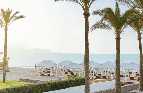 Kato Gouves Apartment | Indulge at ISholidays Amirandes with Private Pool & Garden