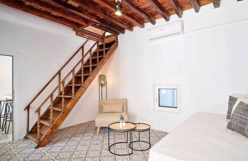 Psathi Villa | ISholidays Kimolos Psathi Beach House