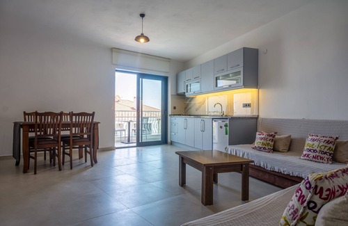 Datca City Center House | Inviting Isik Apart Datca: Family-Friendly with Breakfast