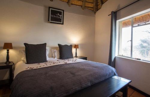 Maruleng Cabin | Premier isiLimela Game Lodge with Ocean View & Spa