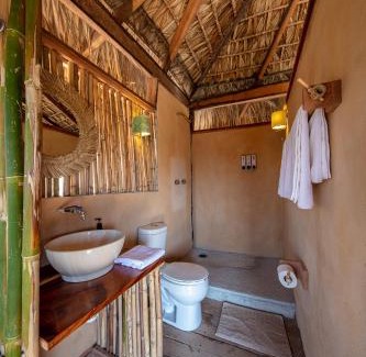 Villa de Tututepec de Melchor Ocampo House | Isla del Gallo Eco Hotel