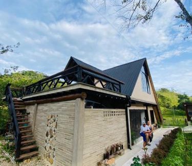 Yolombo House | Top-Rated Isla Escondida Maceo Finca Hotel & Restaurant