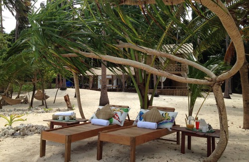El Nido RV Rental | Scenic Isla Expeditions: Family-Friendly Ocean View Retreat