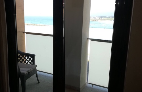 Fazouro Hotel | Isla Nova Hotel: Family-Friendly Retreat with Spa & Breakfast