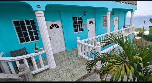 Charlestown Apartment | Guest Rated 9.7: Isla Vista Apartment Canouan Awaits