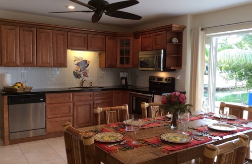 Islamorada House | Islamorada Happy Tarpon House with Private Pool & Dock