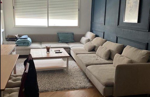 Cite Al Mohammadi Apartment | Discover ISLAN BAY Apartment with Pool & Balcony