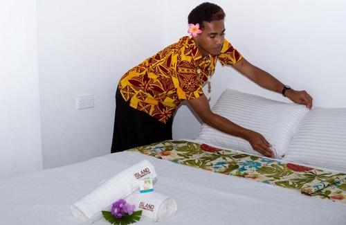 Suva Hotel | Comfortable Island Accommodation with Kitchen & Breakfast