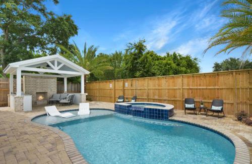Saint Simons Island House | Island Attitude: Family and Pet-Friendly Getaway Awaits