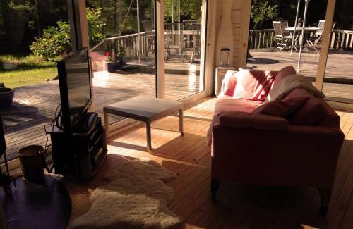 Stavsudda House | Relax at Island Beach House with Pet-Friendly Amenities