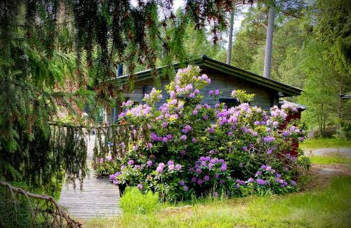 Stavsudda House | Relax at Island Beach House with Pet-Friendly Amenities