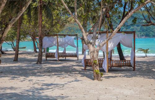 Koh Rong Sanloem Resort | Relax at Island Center Point: 4-Star Private Beach Escape