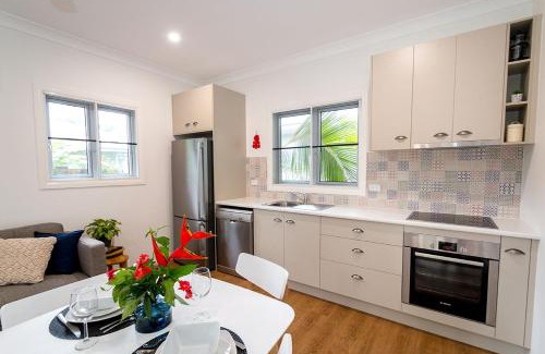 Nelly Bay House | Exceptional Island Cottages: Family-Friendly Getaway